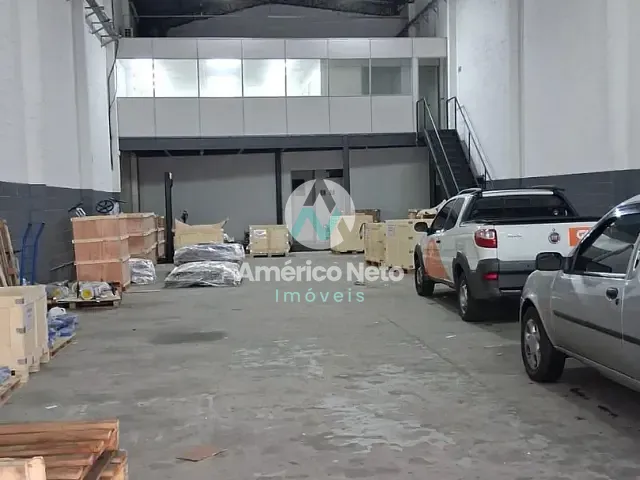 Galpão / Barracão para alugar, no bairro Prosperidade em São Caetano do Sul