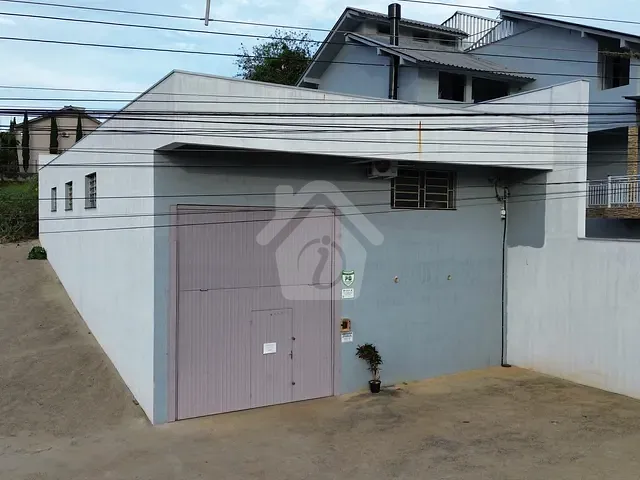Galpão / Barracão à venda, no bairro Canabarro em Teutônia