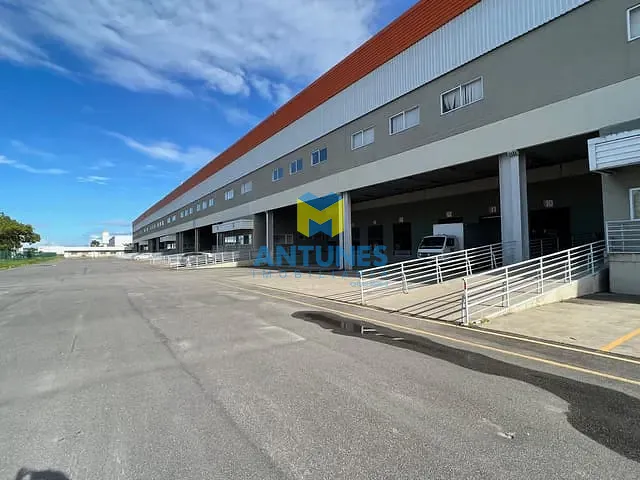 Galpão / Barracão com 3920m², para alugar, no bairro Ponte dos Carvalhos em Cabo de Santo Agostinho