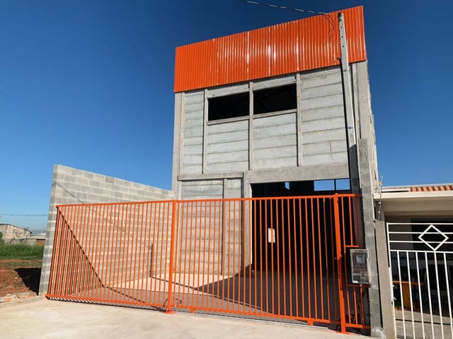 Galpão / Barracão para locação com mezanino e banheiro, 180 m² - Cará-cará, Ponta Grossa, PR