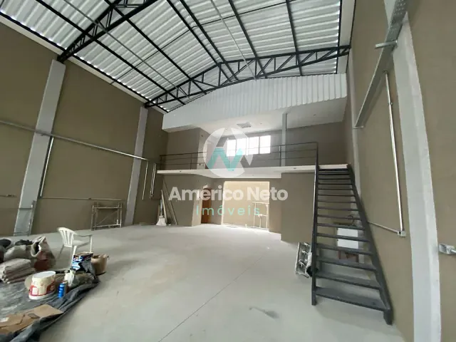 Galpão / Barracão com 230m², para alugar, no bairro Vila Califórnia em São Paulo