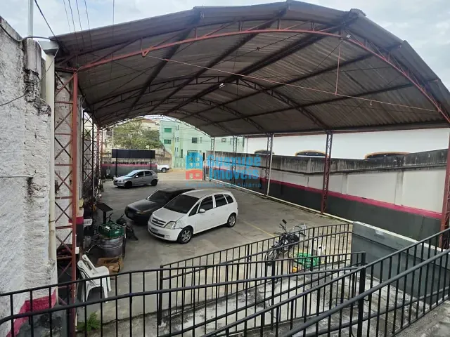 Galpão / Barracão com 500m², à venda, no bairro Centro em Guaxupé