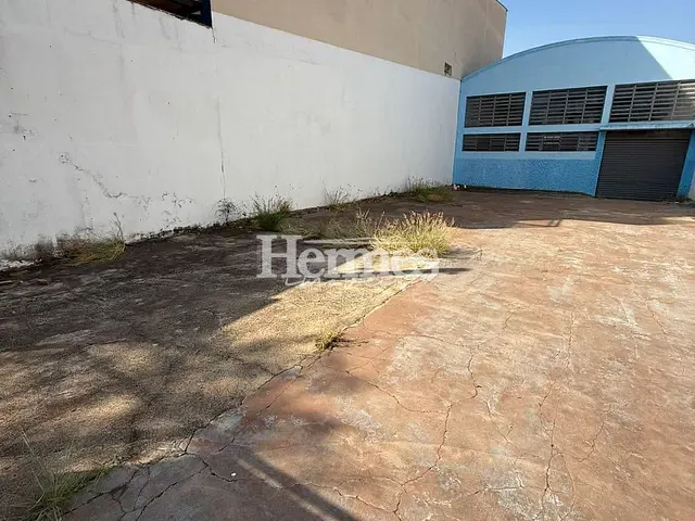 Galpão / Barracão com 550m², à venda ou para alugar, no bairro Nova Paulínia em Paulínia