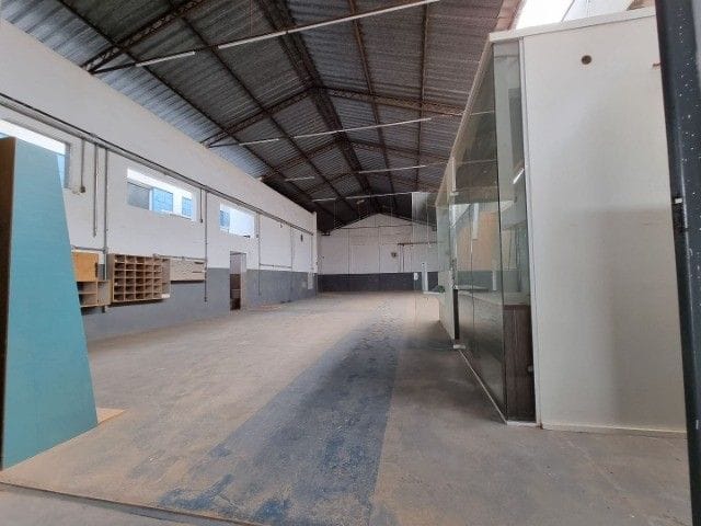 Foto do Galpão / Barracão - Galpão à venda, 400 m² por R$ 1.170.000,00 - Jardim Oriente - São José dos Campos/SP | INDEPENDENCE NEGOCIOS IMOBILIARIOS LTDA