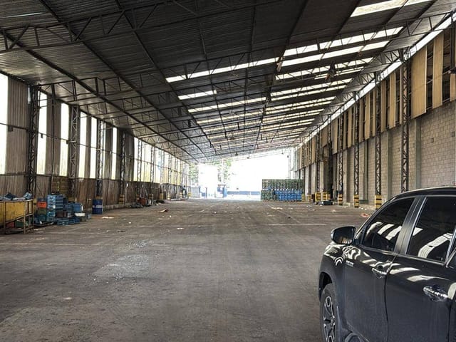 Foto do Galpão / Barracão - Galpão Barracão para  locação e venda em Itaqua | Imobiliária Villela Imóveis