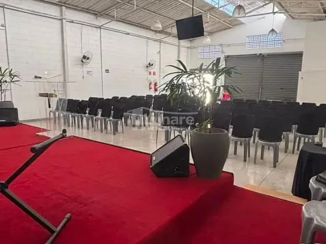 Galpão / Barracão com 250m², à venda, no bairro Jardim Bela Vista em Mogi das Cruzes