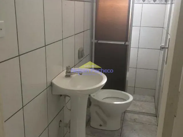 Galpão / Barracão com 220m², para alugar, no bairro Chácara Clemente em Capivari