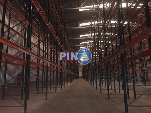 Galpão / Barracão com 3200m², para alugar, no bairro Polo Empresarial Goiás - Etapa III em Aparecida de Goiânia