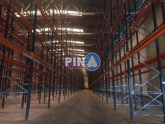 Galpão / Barracão com 3200m², para alugar, no bairro Polo Empresarial Goiás - Etapa III em Aparecida de Goiânia