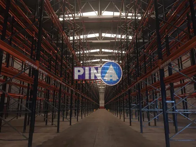Galpão / Barracão com 3200m², para alugar, no bairro Polo Empresarial Goiás - Etapa III em Aparecida de Goiânia