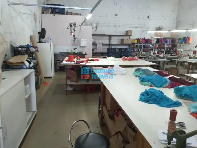 Galpão / Barracão com 200m², à venda, no bairro centro em Juruaia