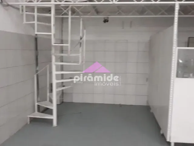 Galpão / Barracão com 300m², à venda, no bairro Jardim San Marino em São José dos Campos