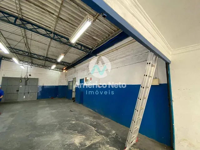 Galpão / Barracão com 120m², para alugar, no bairro Cerâmica em São Caetano do Sul