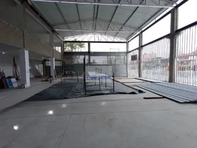 Galpão / Barracão com 500m², para alugar, no bairro Nova Petrópolis em São Bernardo do Campo