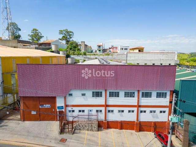 Galpão / Barracão com 1000m², para alugar, no bairro Guaturinho em Cajamar