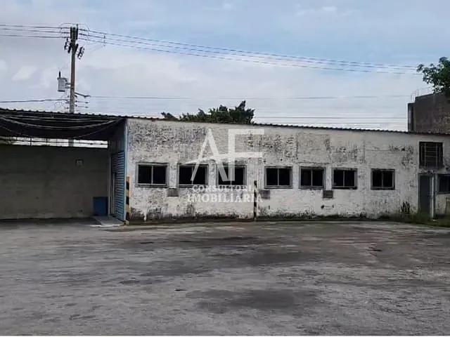 Galpão / Barracão com 2400m², para alugar, no bairro Caixa d'Água em Taubaté