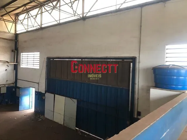 Galpão / Barracão com 680m², à venda, no bairro Vila Mariana em Ribeirão Preto