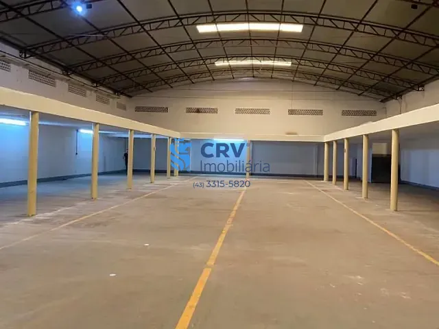 Galpão / Barracão com 1300m², para alugar, no bairro Parque Comercial Quati em Londrina