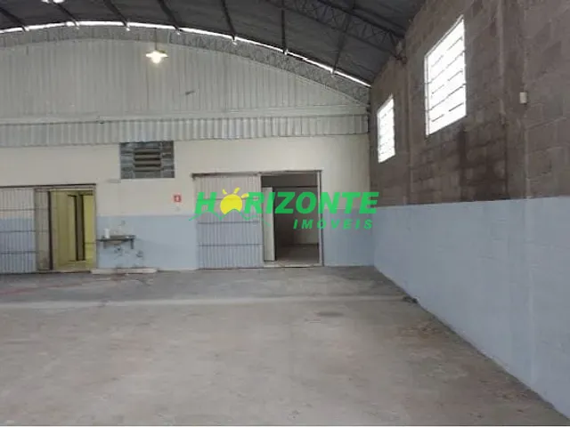 Galpão / Barracão com 1000m², à venda, no bairro Chácaras Reunidas em São José dos Campos