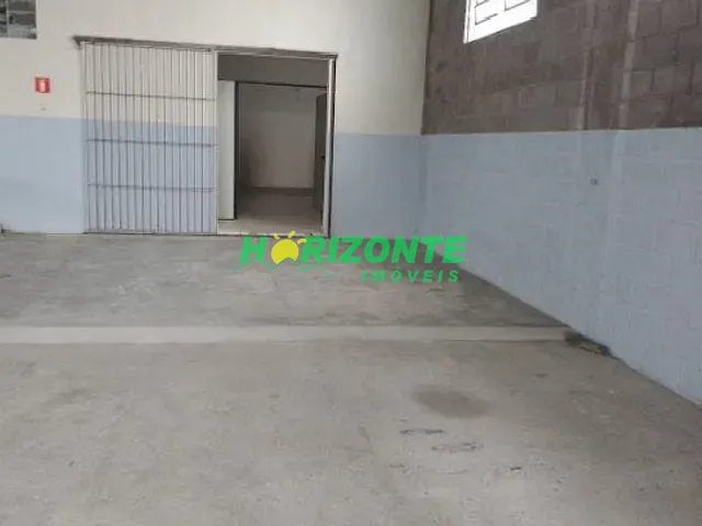 Galpão / Barracão com 1000m², à venda, no bairro Chácaras Reunidas em São José dos Campos