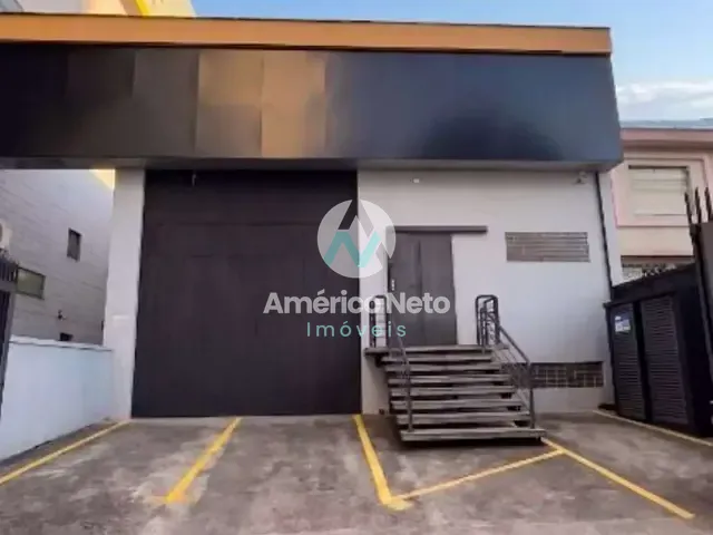 Galpão / Barracão com 540m², para alugar, no bairro Mooca em São Paulo