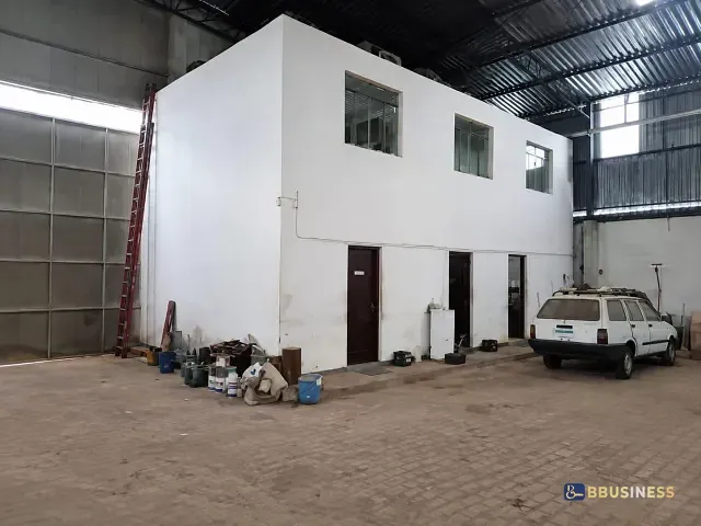 Galpão / Barracão à venda, no bairro Vila Endres em Guarulhos