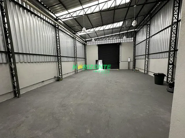 Galpão / Barracão com 178m², à venda, no bairro Jardim Paulista em São José dos Campos