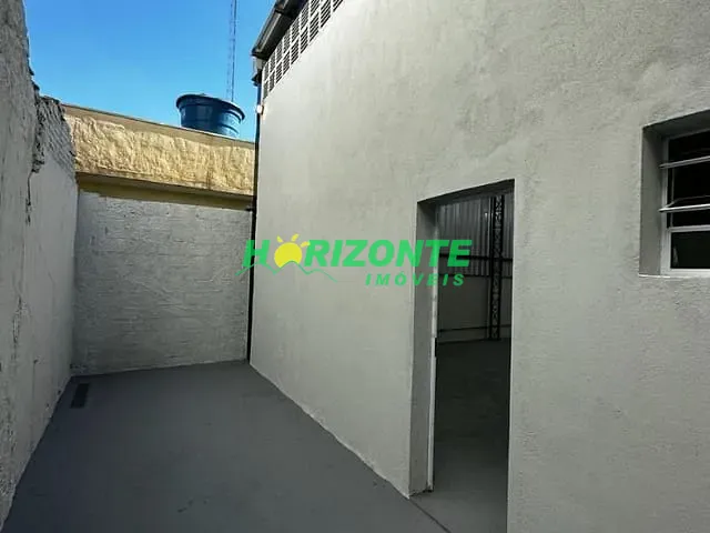 Galpão / Barracão com 178m², à venda, no bairro Jardim Paulista em São José dos Campos