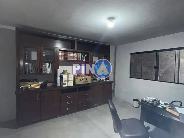 Galpão / Barracão com 495m², para alugar, no bairro Vila Mooca em Goiânia