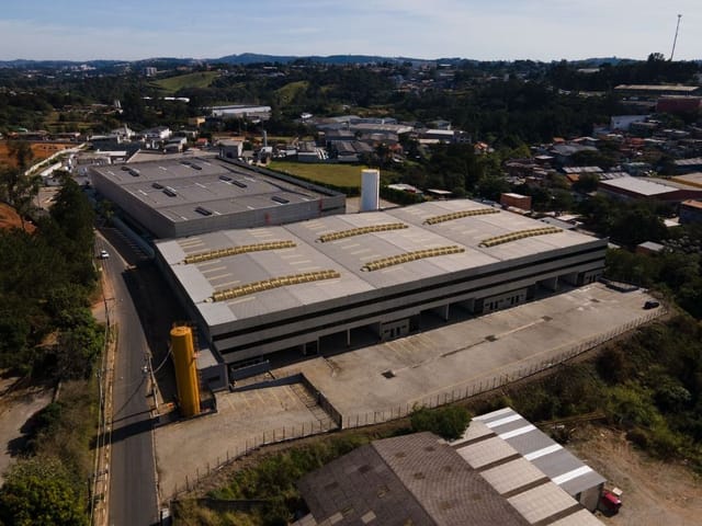Galpão / Barracão com 7500m², à venda, no bairro Jardim do Rio Cotia em Cotia