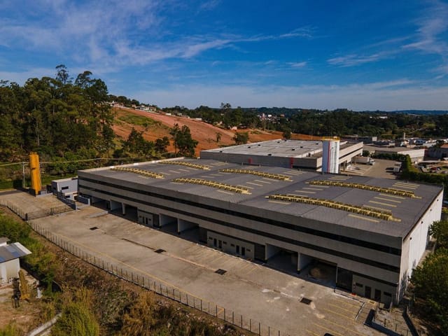 Galpão / Barracão com 7500m², à venda, no bairro Jardim do Rio Cotia em Cotia
