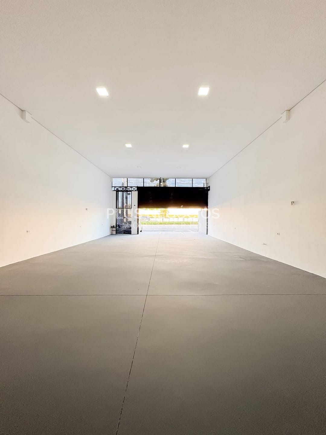 Depósito-Galpão, 250 m² - Foto 1