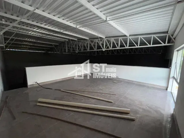 Galpão / Barracão com 575m², para alugar, no bairro Jardim Amélia em Andradas