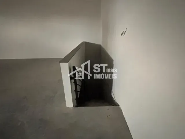 Galpão / Barracão com 575m², para alugar, no bairro Jardim Amélia em Andradas