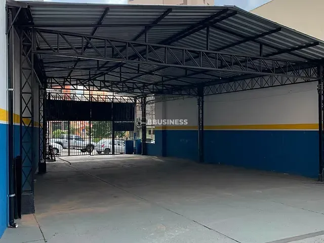 Galpão / Barracão à venda, no bairro Centro em Campinas