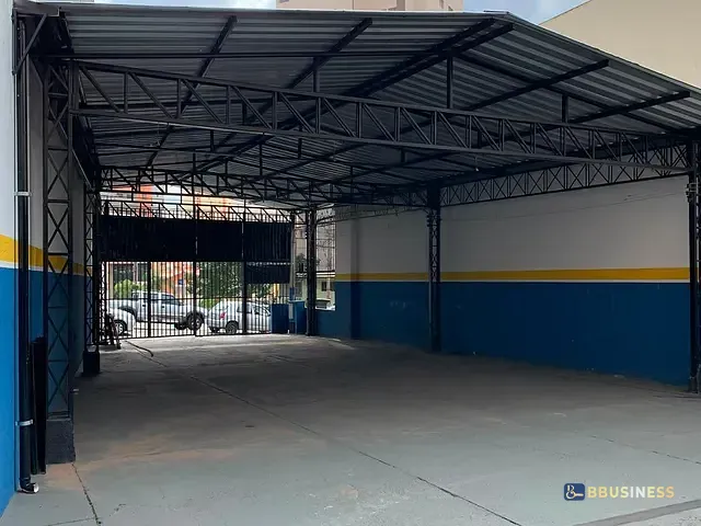 Galpão / Barracão à venda, no bairro Centro em Campinas