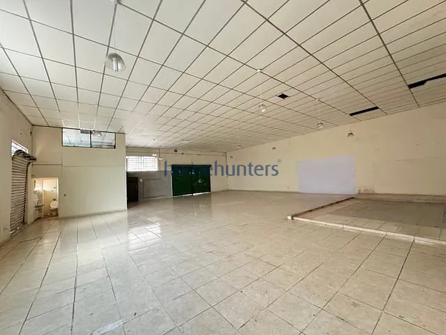 Galpão / Barracão com 500m², à venda ou para alugar, no bairro Vila Marieta em Campinas