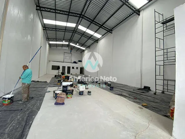 Galpão / Barracão com 300m², para alugar, no bairro Santo Antônio em São Caetano do Sul