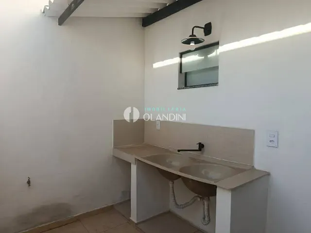 Galpão / Barracão para alugar, no bairro Desmembramento José Capello em Artur Nogueira