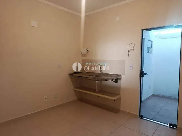 Galpão / Barracão para alugar, no bairro Desmembramento José Capello em Artur Nogueira