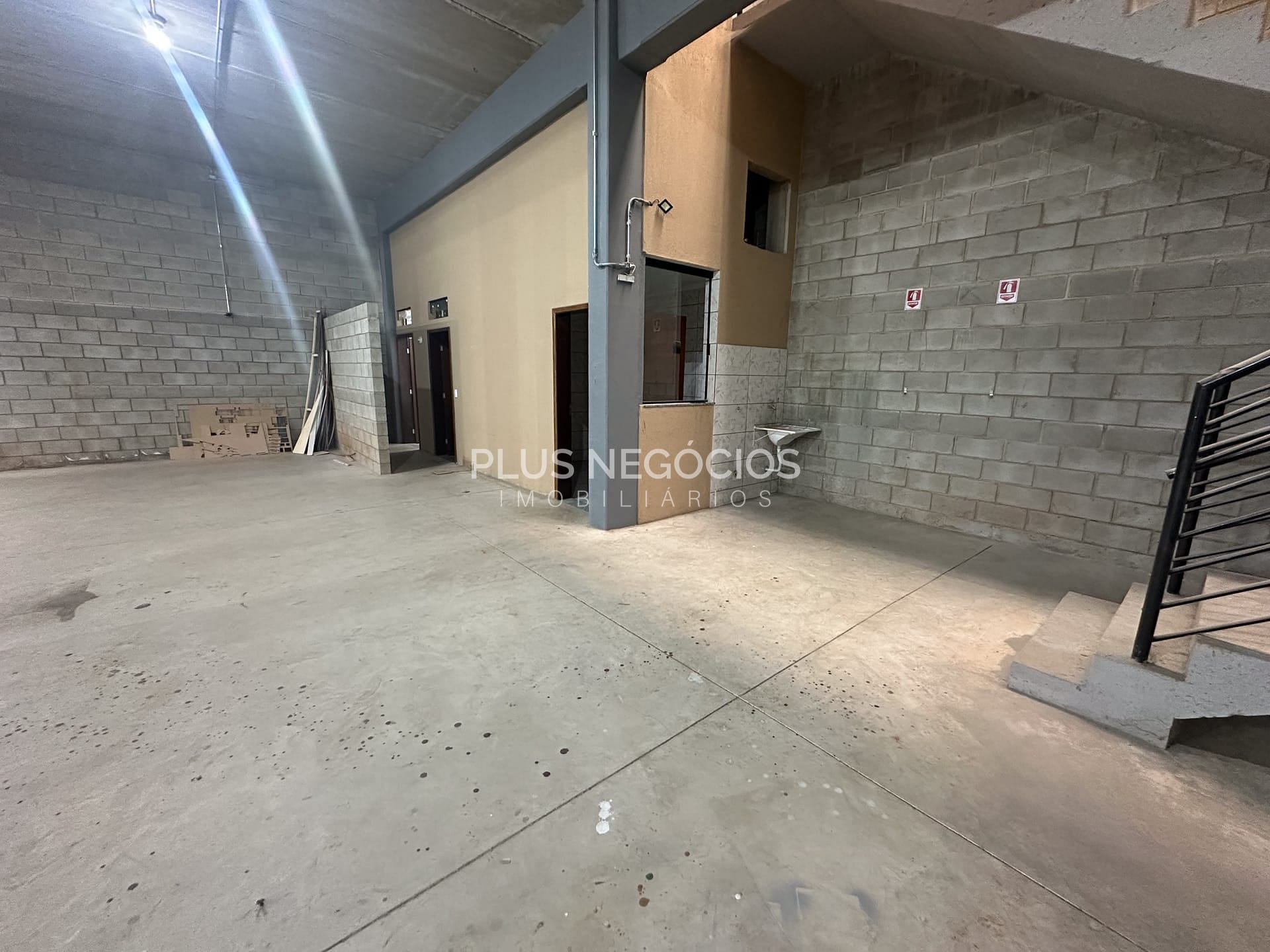 Depósito-Galpão, 624 m² - Foto 9