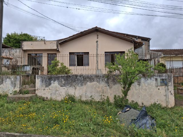 Galpão/Barracão à venda, a uma quadra da Avenida Ana Rita, próximo ao Mercado Slonik