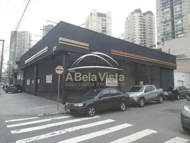 Galpão / Barracão com 330m², para alugar, no bairro Bela Vista em Osasco