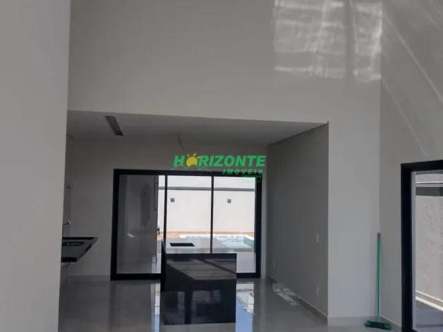Galpão / Barracão com 1480m², para alugar, no bairro Chácaras Reunidas em São José dos Campos