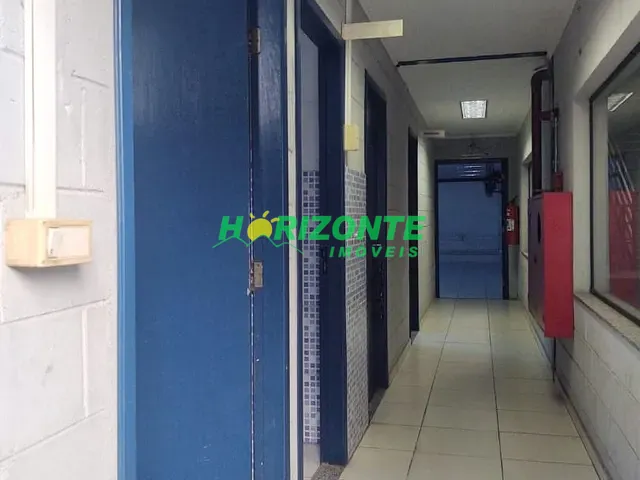 Galpão / Barracão com 1480m², para alugar, no bairro Chácaras Reunidas em São José dos Campos