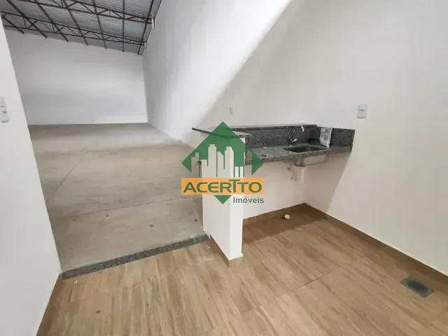 Galpão / Barracão com 250m², para alugar, no bairro Vila Nova em Araçatuba