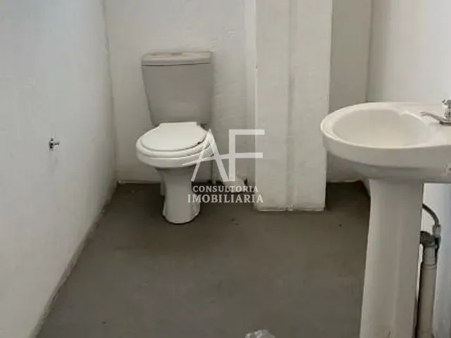 Galpão / Barracão com 500m², para alugar, no bairro Cidade Nova em Pindamonhangaba