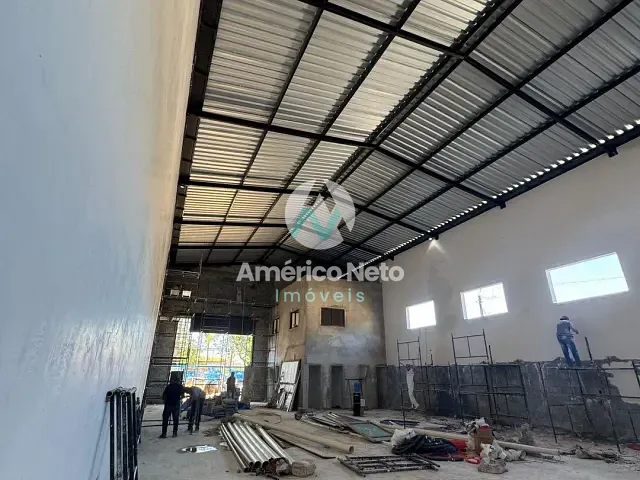Galpão / Barracão com 551m², para alugar, no bairro Vila Alpina em São Paulo