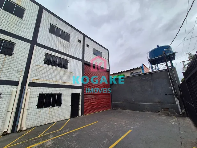 Galpão / Barracão com 500m², para alugar, no bairro Chácaras Reunidas em São José dos Campos