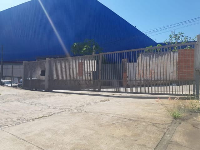 Galpão / Barracão com 1750m², para alugar, no bairro Empresarial Mirante de Cajamar (Polvilho) em Cajamar